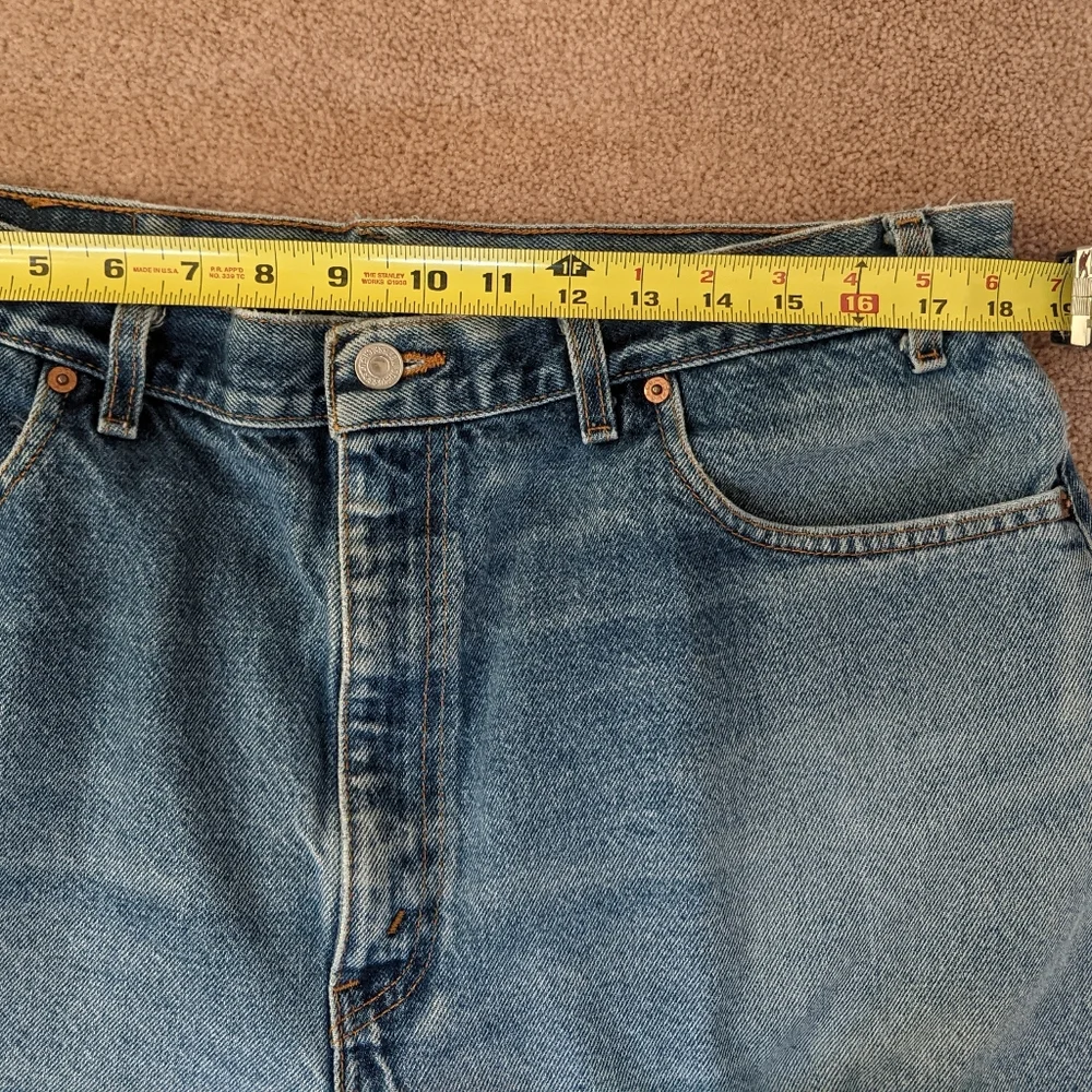 Vintage Levi men's jeans 505's (40x32), but measure 36x301/2